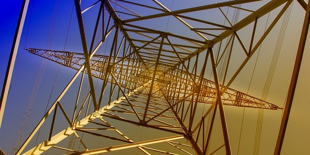 transmission-tower-3387882_640